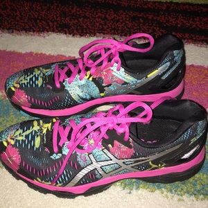 asics floral running shoes